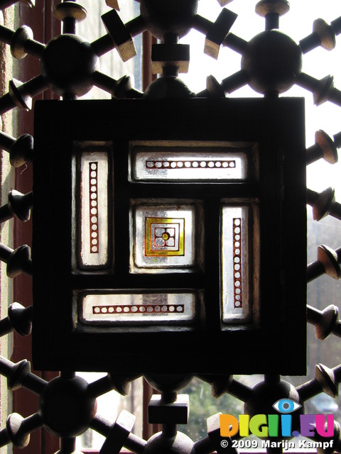 SX03321 Detail of window shutter in Arab room Cardiff Castle